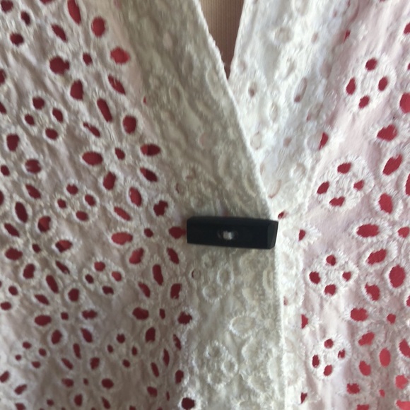 White Eyelet oversized over blouse/ jacket One Size - Picture 3 of 10